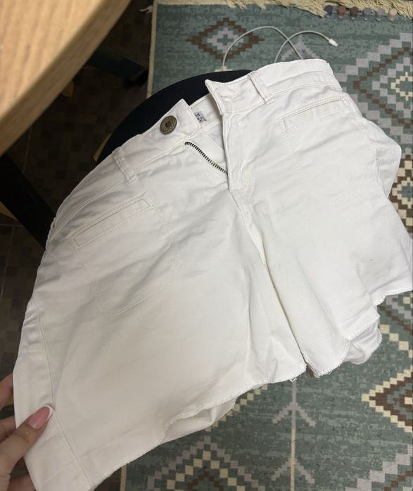Продам шорты женские