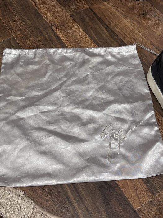 Giuseppe zanotti 44