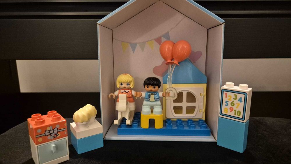 LEGO DUPLO - Camera de joaca 10925, stare excelenta, 17 piese