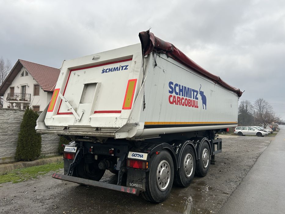 Semiremorca Schmitz Basculabila 33mc Axa Lift 2005 Recent Adus