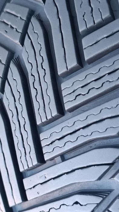 205/55/16 Michelin