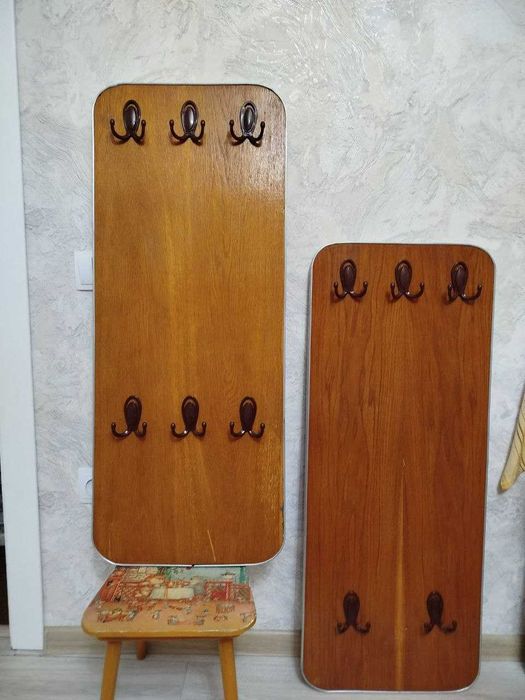 Продается комплект подвесных полок