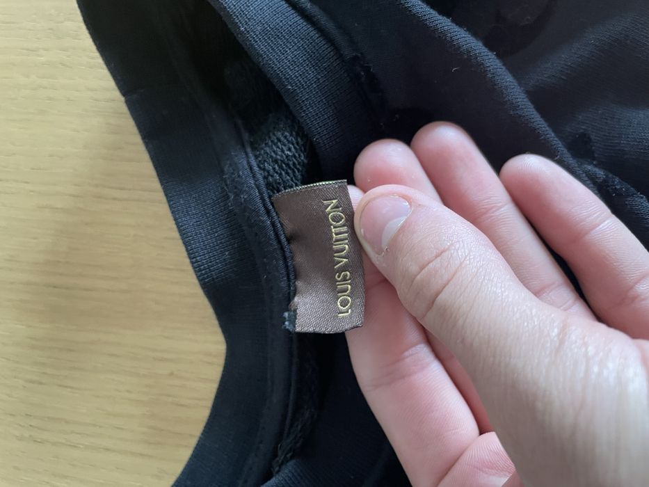 Истински Louis Vuitton  горно