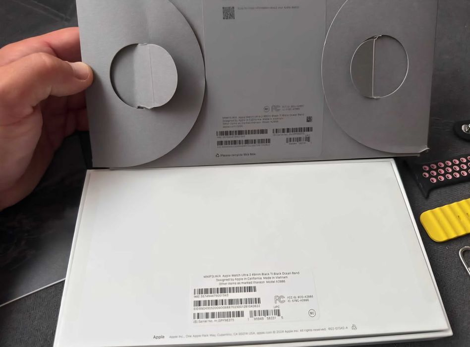 Apple Watch Ultra 2 49mm black titan