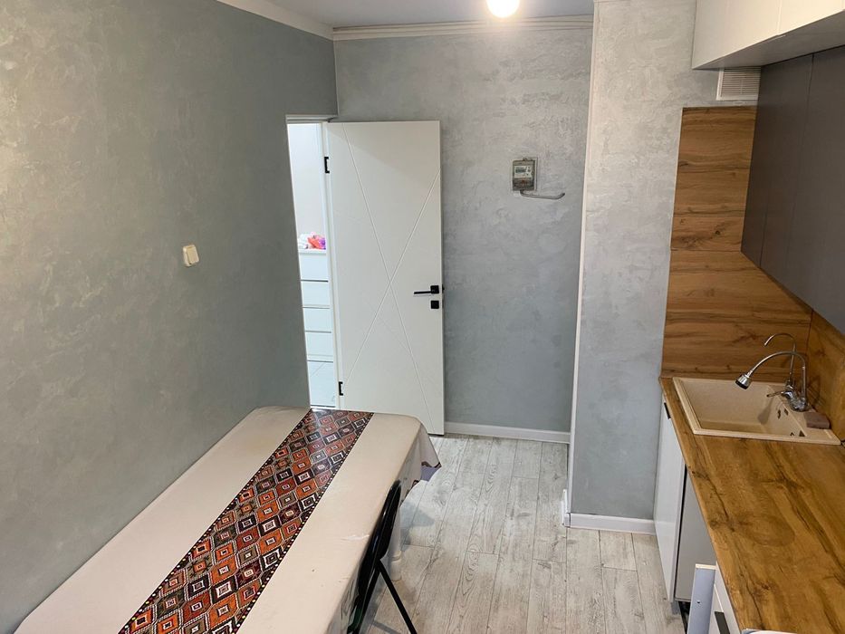 Продается 3ком. Кв. 11мкр.