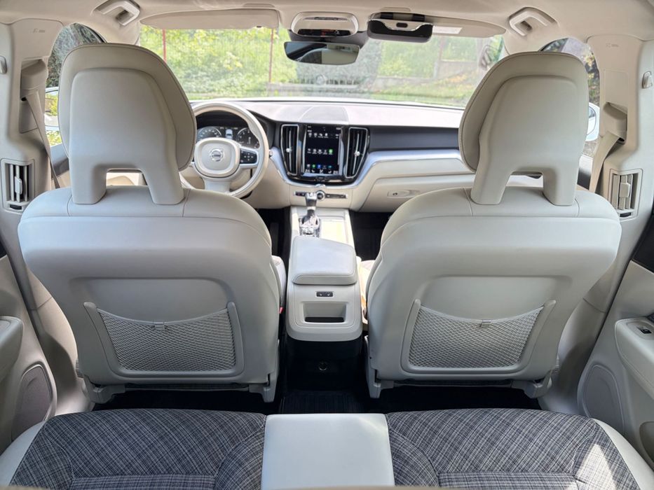 Vânzare autoturism marca VOLVO model XC-60