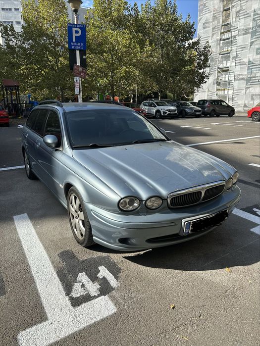 Jaguar X-Type