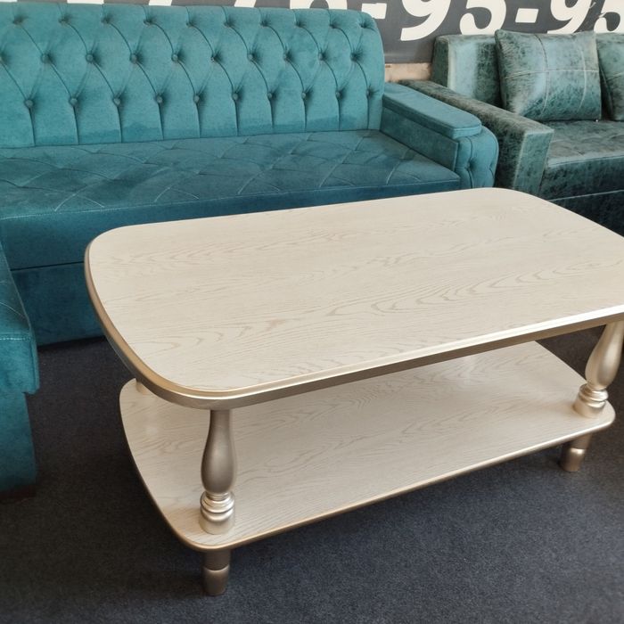 Продам журнальный стол