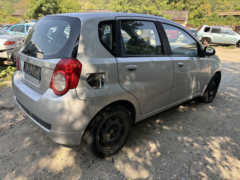 Шавролет авео 1.2 газ/ бензин за части.