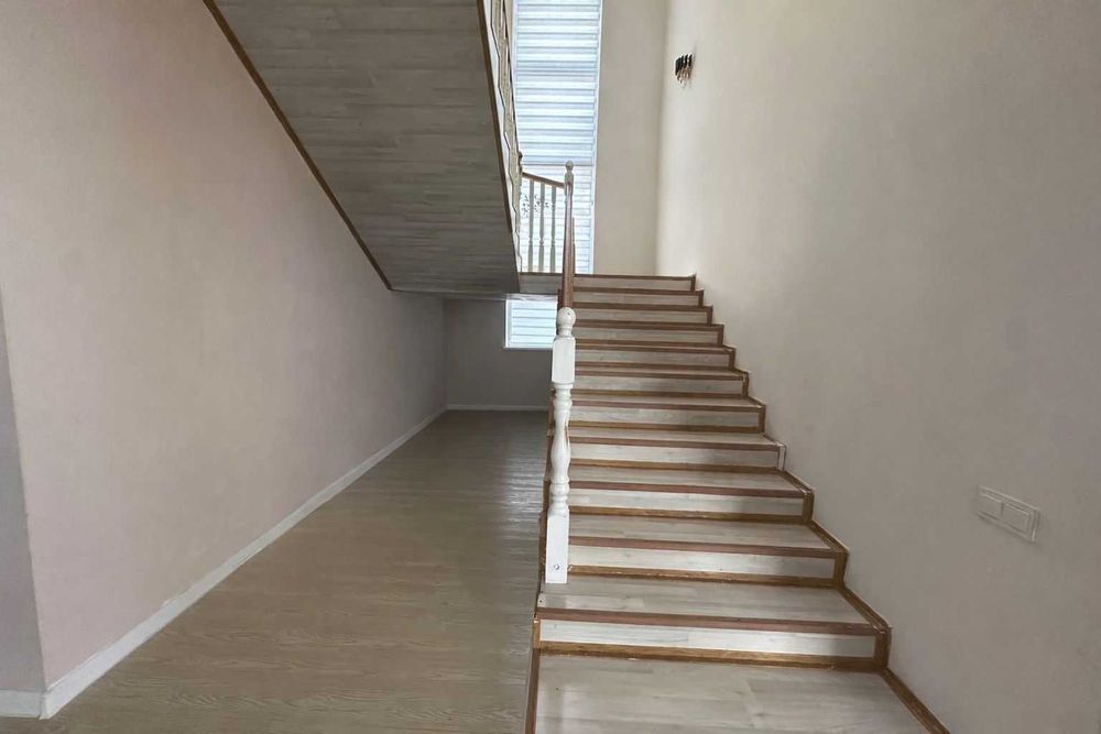 Продам коттедж в Береке