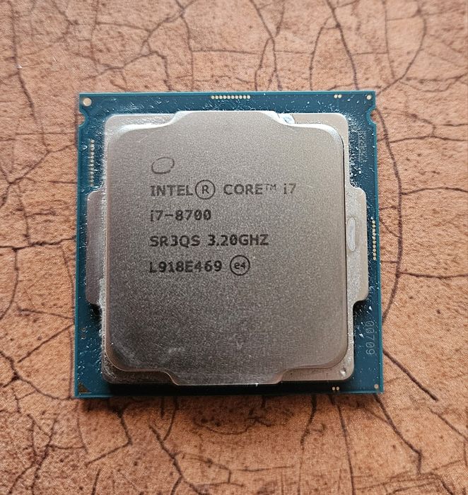 Procesor socket 1151 Intel I7 8700