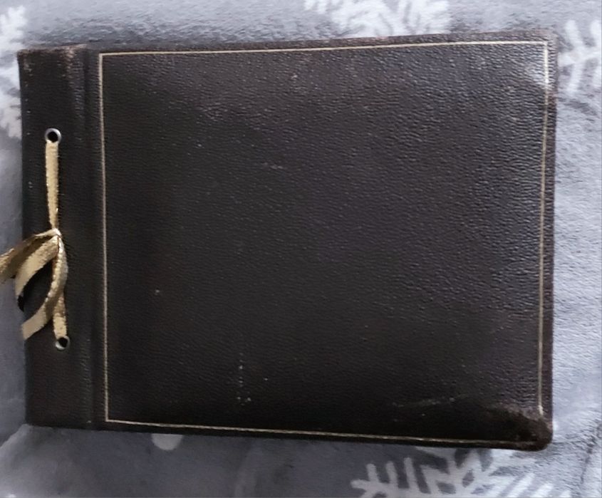 Продавам 52 картички на актриси 1930 до 1950 г.