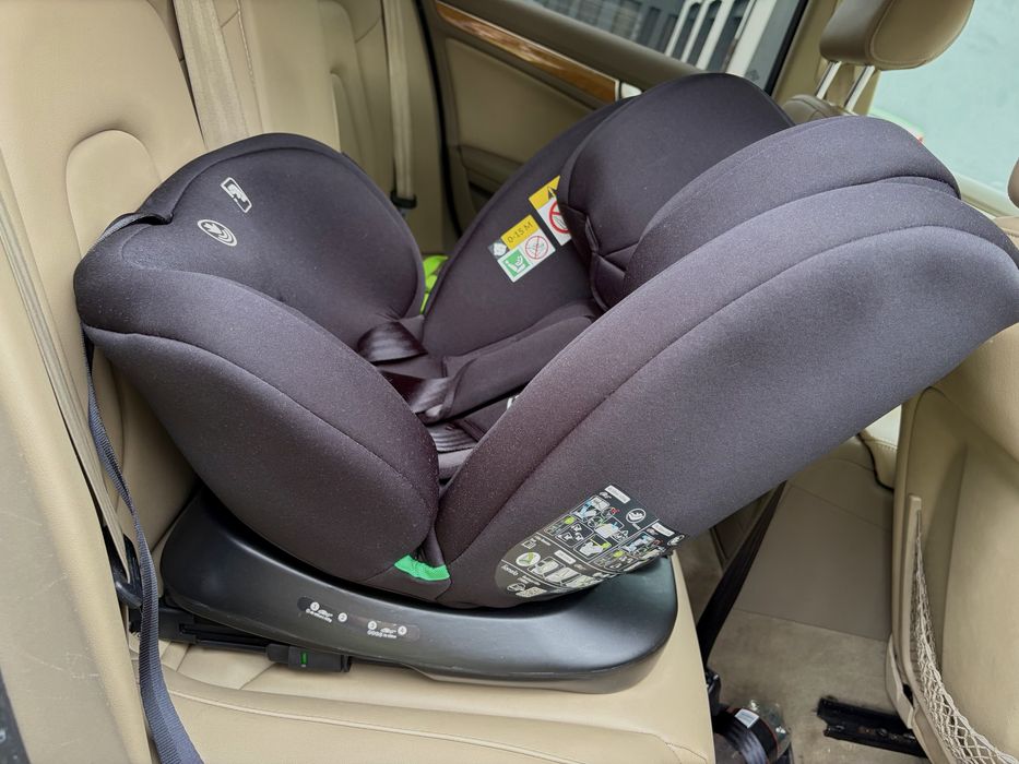 Scaun auto Lionelo Bastiaan