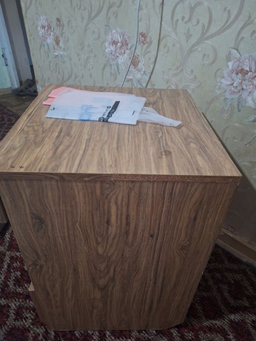 Прикроватная тумбочка::Yotoqxona tumbochkasi sotiladi