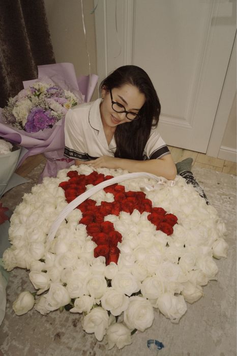 201 белый роза свежий