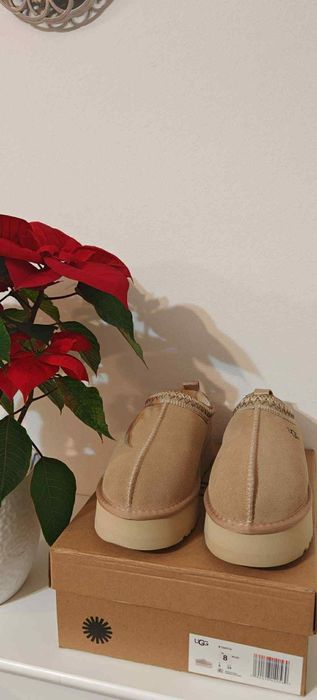 Ugg tazz 39  nou