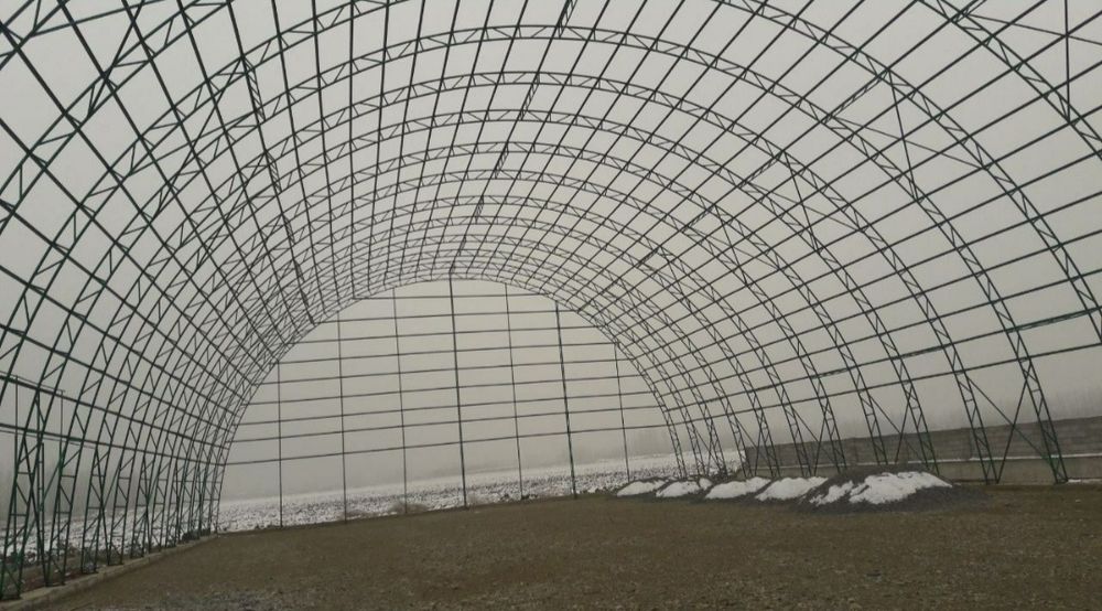 Том Навес ва Иссик хона хизматлари