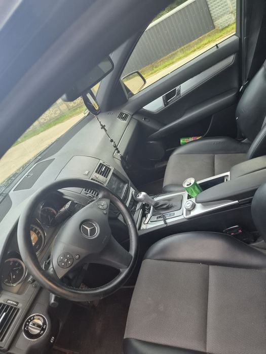 MERCEDES-BENZ C-Class 2010 — imagine 3