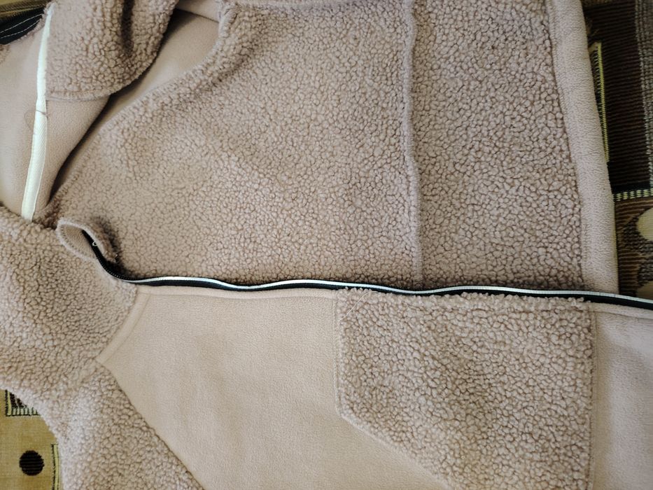 Толстовка для девочки.