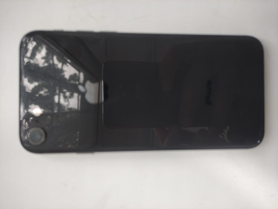 Продам Iphone 8 64гб