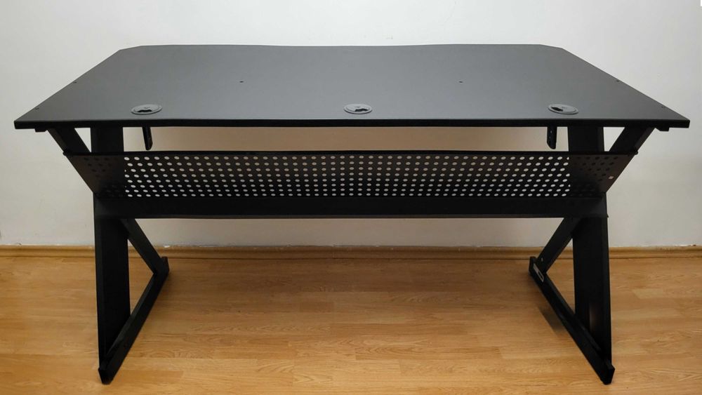 Birou studio Thomann Studio Table XL Black - stare impecabilă