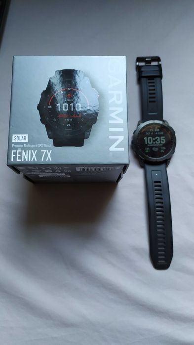 Продавам смарт часовник Garmin Fenix 7x solar 51 мм.
