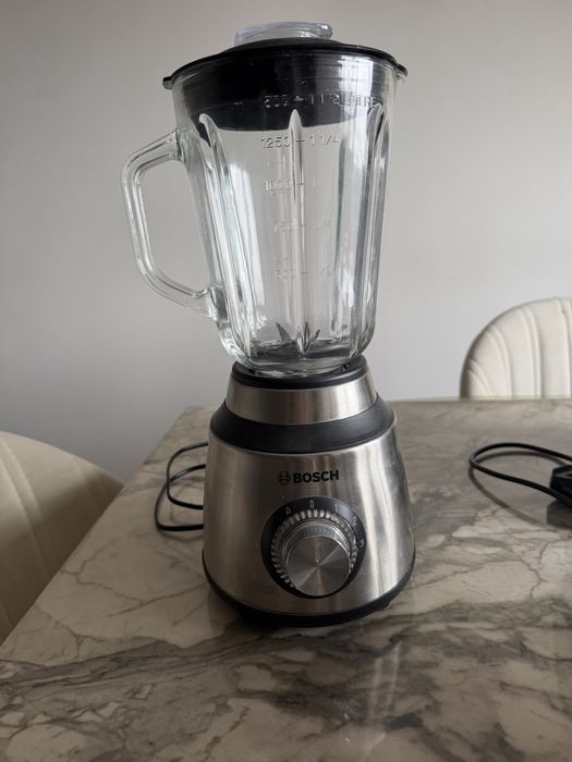 Продам кофемашину, блендер и чацники