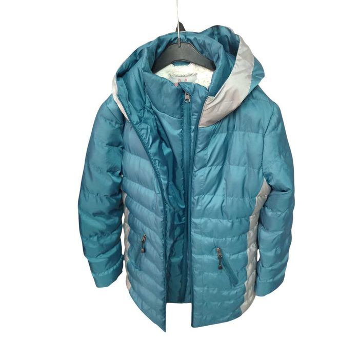 Geacă de Iarnă Puffer A Punto, Dublu Fermoar și Interior Complet Îmblănit – Mărimea 152 (11-12 Ani) | Second Hand Premium 69,00Lei