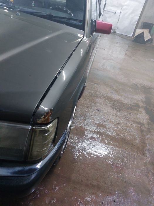 Продам мерседес 190