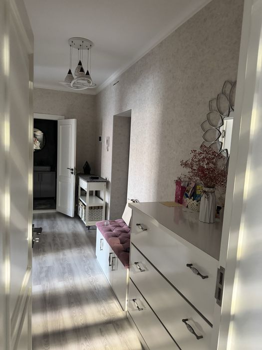 Янги-Хаёт. Продается уютная 2-комнатная квартира с мебелью!