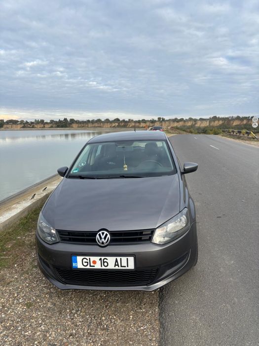 VOLKSWAGEN Polo 2011 — imagine 3