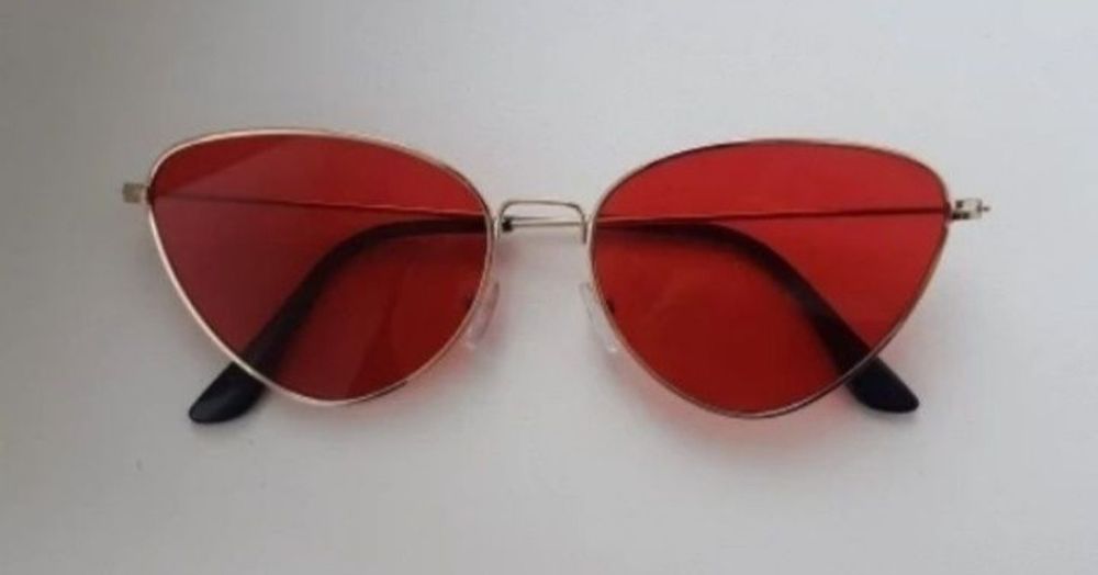 Солнечные очки  новые