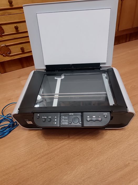 Imprimanta Canon Pixma MP140 cu cd instalare