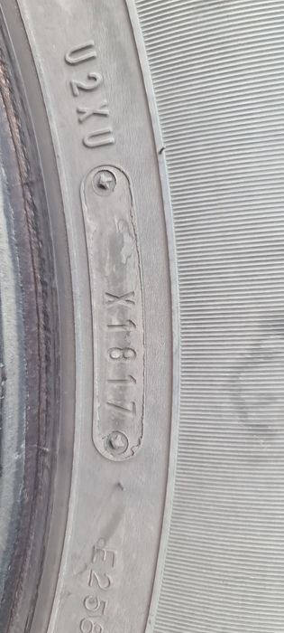 Шины 285 60  R 18. Dunlop Grandtrek .