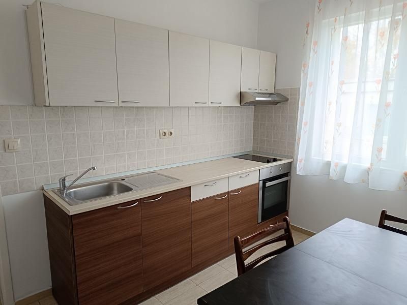 Дава се под наем Двустаен апартамент в София, Изток - 80 кв.м за 525 € - Снимка #6