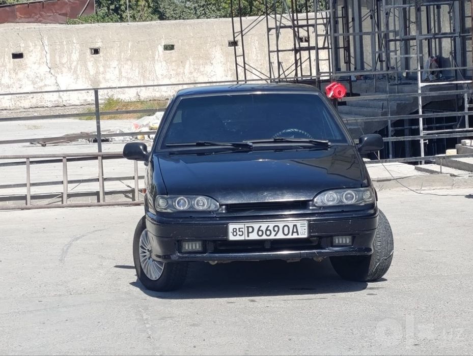 Lada 2115 sotiladi 2011 yil