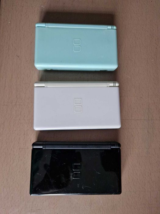 Nintendo DS modate cu 100 jocuri instalate