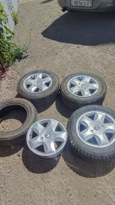Продам титановый диск размер 15 Логон Сандера Ларгус Разболтовка 4/100
