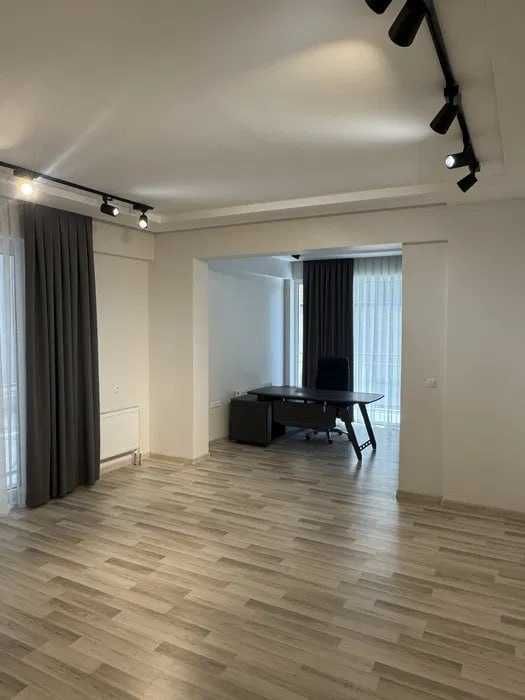 Сдам квартиру под офис в Новостройке Зарафшан Сити! 83м2