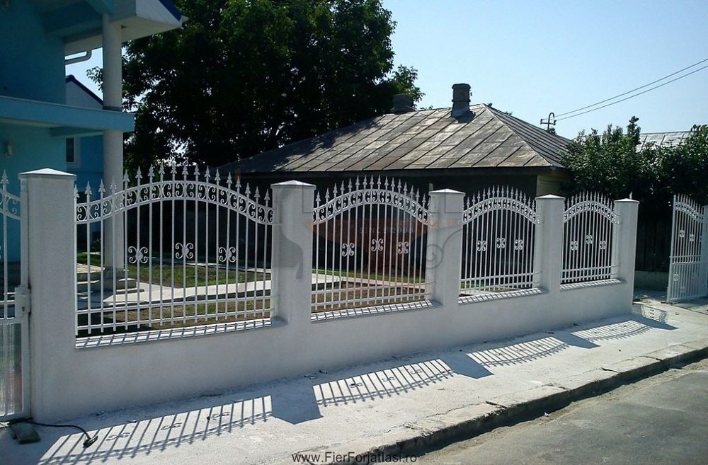 Executam garduri ori ce model