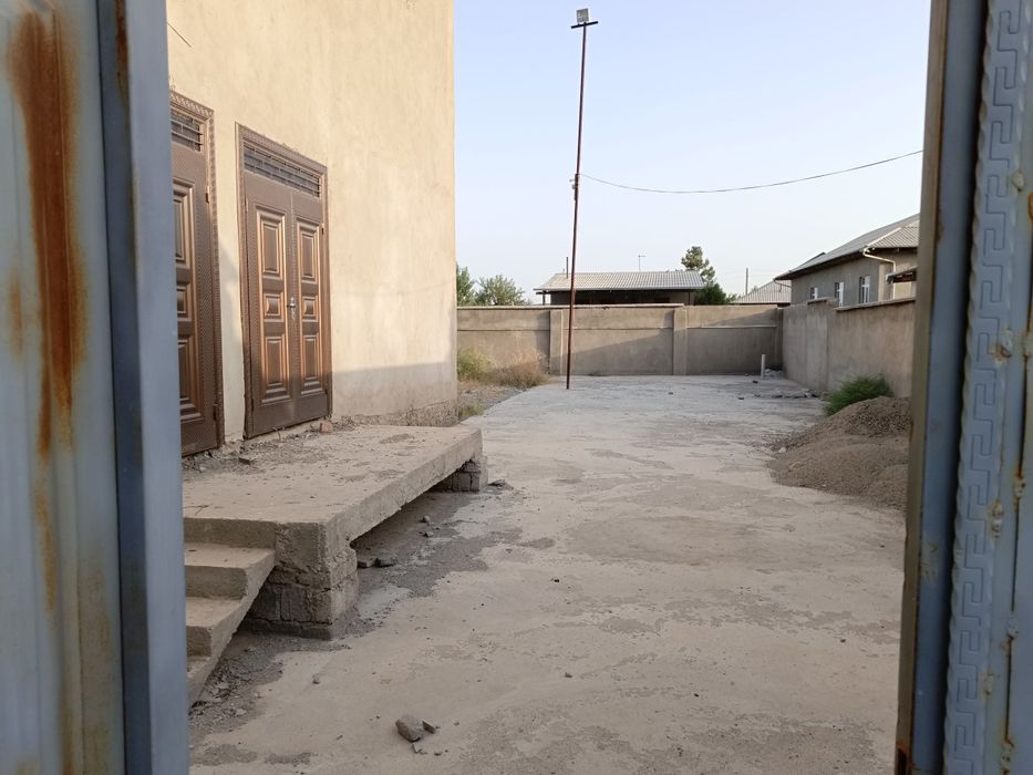 Срочно коттедж сотилади