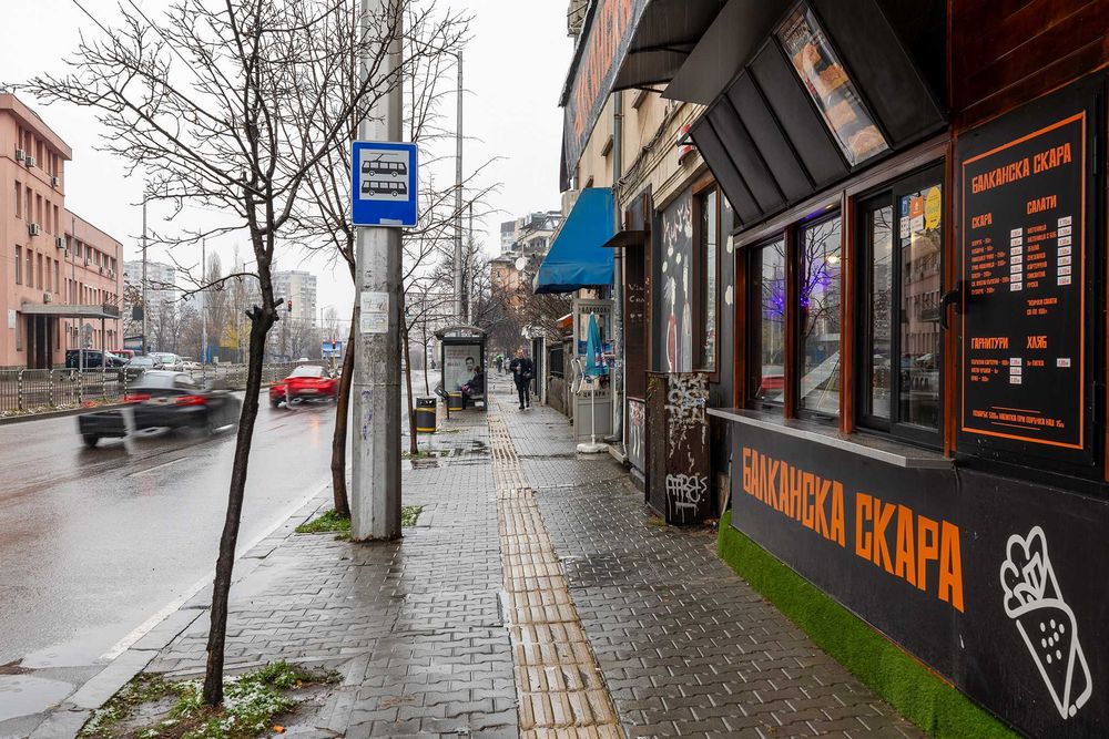 Дава се под наем Заведение в София, Център - 40 кв.м за 40800 € - Снимка #2