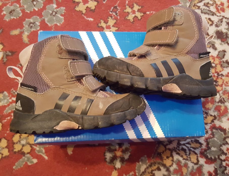 Детски зимни маратонки/ботушки Адидас (adidas) .Номер 23.5