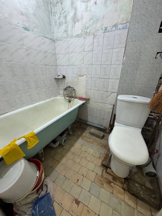 Срочно Продаеться 2-комнатная квартира городе Чирчике районе Октьябрь