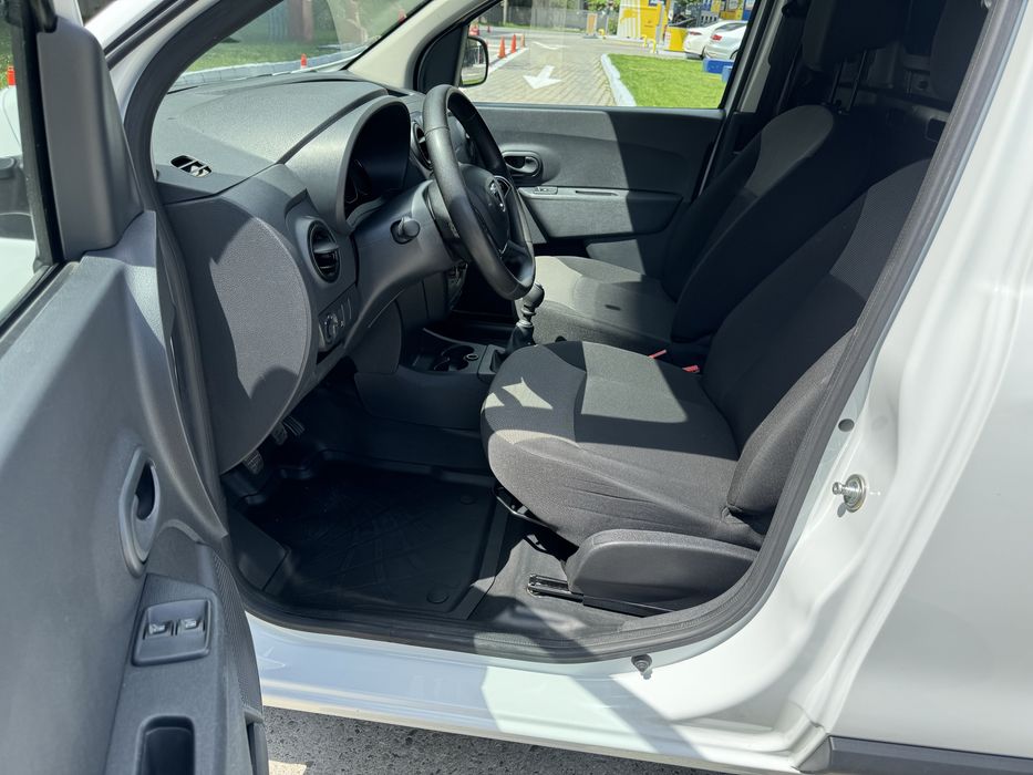 Dacia Dokker An 2021/10 Facelift Motor 1.5 dCi 95 CP 6 Trepte , TVA inclus si Deductibil !