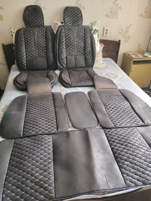 Продам чехлы на автомобиль