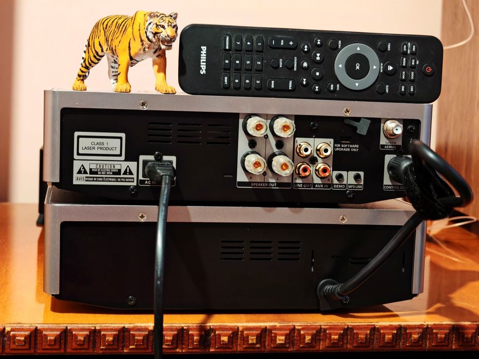 Philips DCB-8000. Sistem de top. Fără boxe. Ca nou. Preț fix !