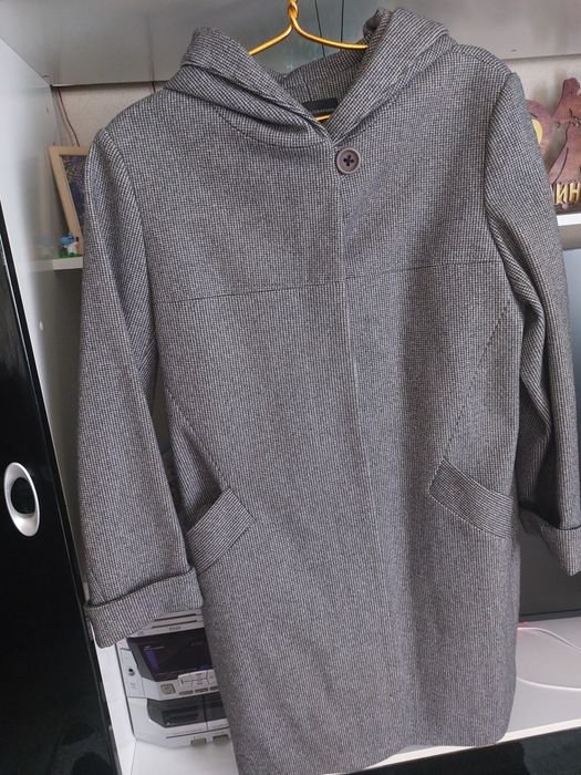 Продам новое пальто 56р