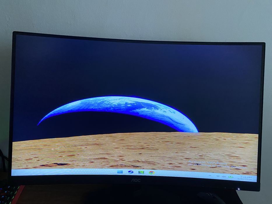 Monitor Aoc curbat