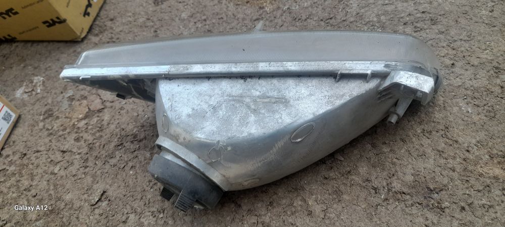 Фара камри 20 передний